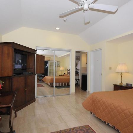 Fourways Inn Mount Pleasant Εξωτερικό φωτογραφία